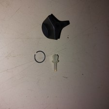 Bouton Écrou Rivet De Boîte À Outils Peugeot 103 