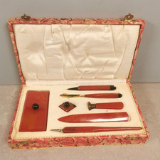 NECESSAIRE de BUREAU Coffret Ecriture Bakelite Ouvre Lettre Tampon Sceau D2