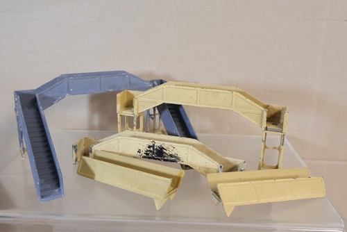 Hornby dublo gare - dublo, À