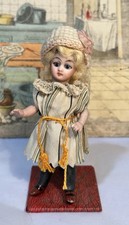Poupée ancienne Mignonnette