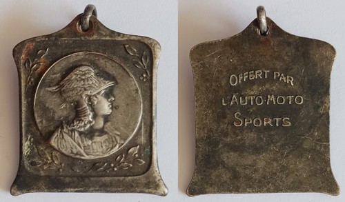 Medaille offerte par - , le