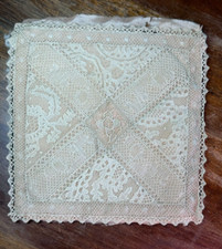 DENTELLE ANCIENNE  - petit