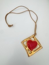 Collier pendentif oversize en céramique émaillée YVES SAINT LAURENT 1990