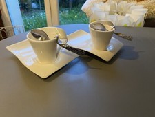 Lot 2 tasses à café +