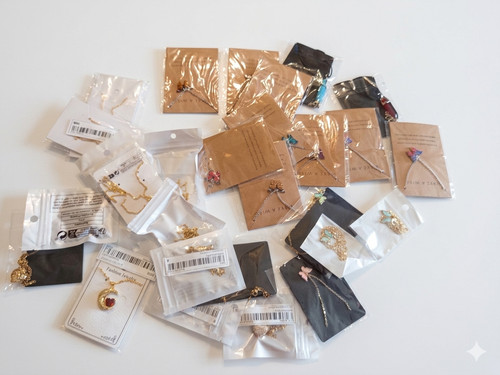 Lot revendeur colliers - de, 28