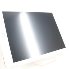 Apple iPad 9.7 (2018) wifi argent 32 Go assez bon état