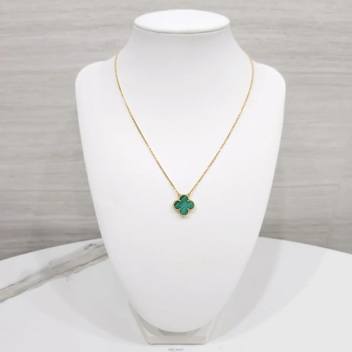 Van cleef arpels - &,