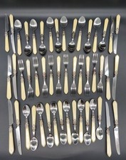 Ménagère 48 pièces 12