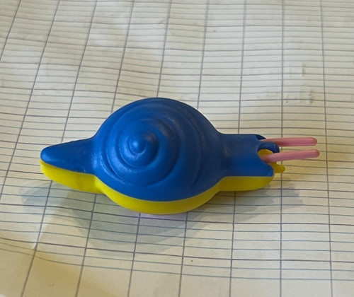 Figurine escagot bleu jaune - escagot,