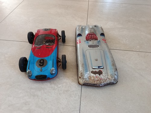 Voiture tôle restaurer - 2, a