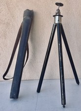 VINTAGE ANCIEN TREPIED