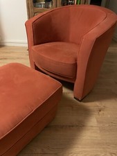 Fauteuil et son pouf assorti