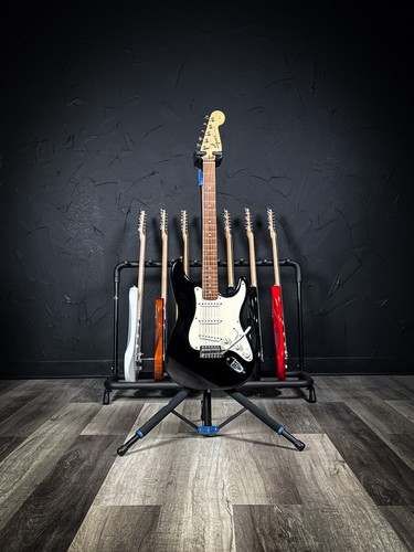 Squier affinity stratocaster - squier,