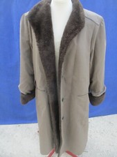 Manteau N°10 ancien marron de femme Claude Havrey fausse fourrure vintage