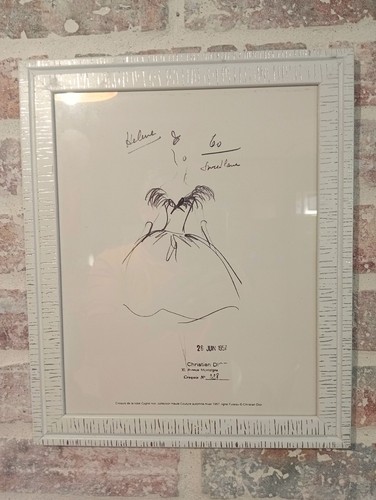 Croquis sous verre robe - sous,