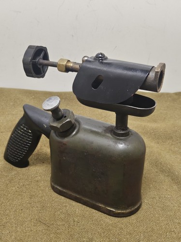 Lampe souder wall ww2 - lampe,