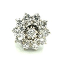 MAGNIFIQUE BAGUE OR 18 CARATS - Fleur en diamants 3,2 carats - 5,37 g