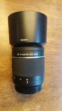 Zoom Sony DT 4.5-5.6 55-200 très peu servi, comme neuf, équipé filtre Cokin UV0 