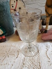 ancien verre calice verre a