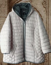 Doudoune à capuche beige claire T.42