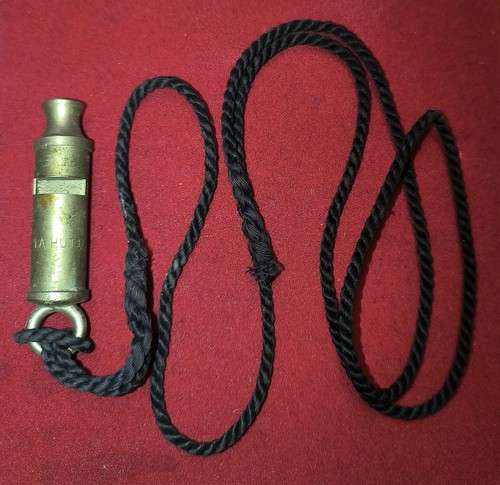 Rare sifflet chef scout avec - sifflet,
