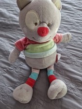DOUDOU PELUCHE BENGY CHAT GRIS COCARD gris rouge vert bleu 30cm  