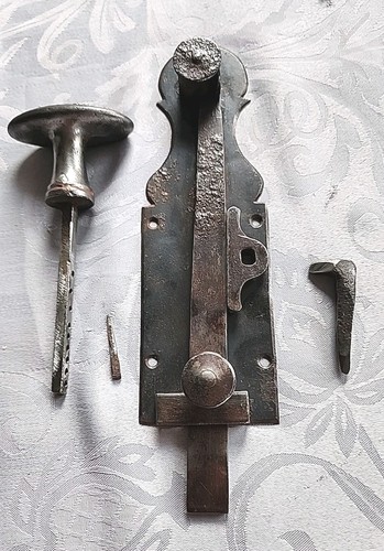 Ancien loquet fléau - loquet, a
