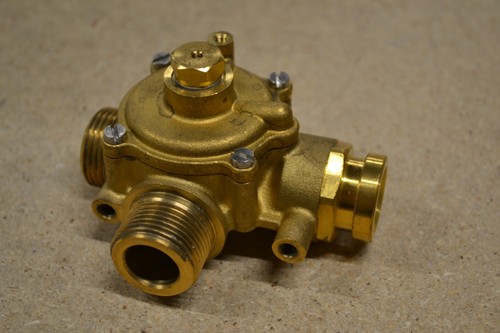 Groupe pressostat pompe