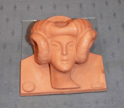 Petite sculpture portait - sculpture,