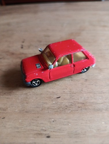 Majorette renault rouge - 5, r5