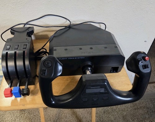 Saitek pro flight yoke - saitek,