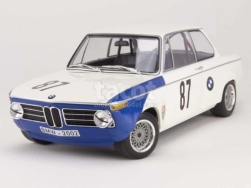 Bmw 2002 e10 - tik, brno