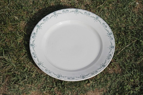 Assiette plat ancien - assiette,