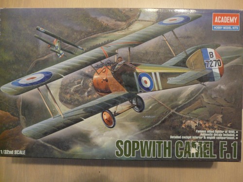 Maquette avion academy - avion,