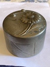 Boîte À Étain Art Deco, Art Nouveau Voir Signature 