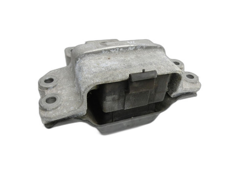 Fixation moteur les roulements