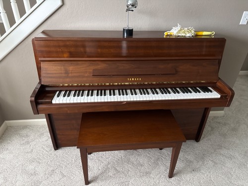Yamaha piano mint condition - mint,