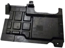 Cache Sous Moteur Droite Pour