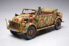 Tamiya 32553 - Maquette Steyr 1500A Kommanderwagen + 2 figurines, 2ème GM (1:48)