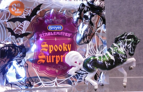 Breyer mini slither spooky - mini,