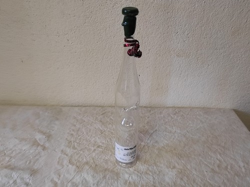 Bouteille vide eau - , de