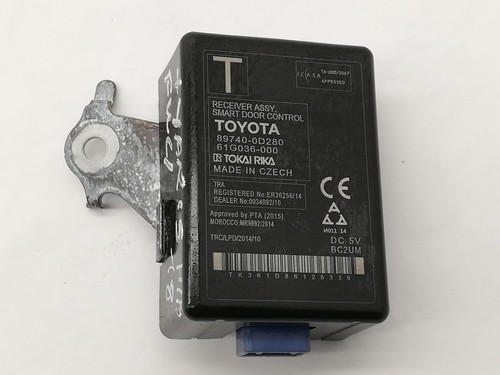 Toyota yaris hybrid autre - hybrid,