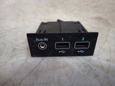 Prise port USB RENAULT CAPTUR