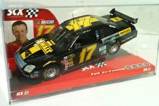 QQ 63390 SCX SCALEXTRIC FORD NASCAR # 17 MATT KENSETH DE WALT *