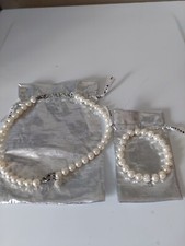 Vends Parure de bijoux Victoria neuve perles Collier et Bracelet