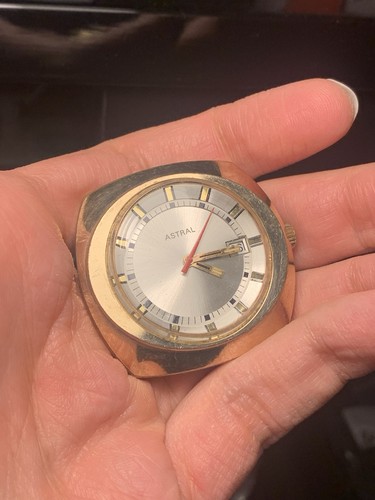 Montre vintage mécanique - montre,