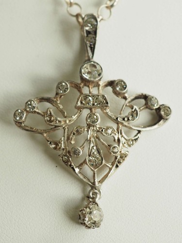 Collier pendentif ancien art - pendentif,