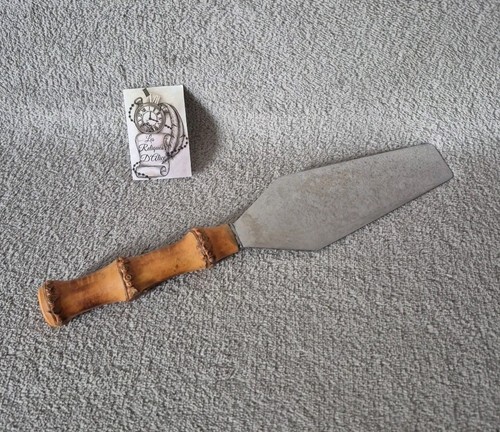 Pelle tarte inox manche - en,