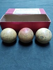3 ANCIENNES BOULES DE BILLARD