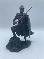 Summit Collection Knight